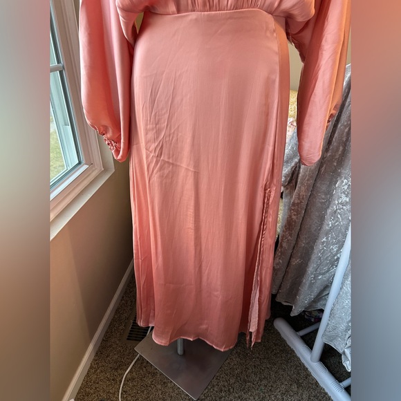 ASTR Midi Long Sleeve Coral Dress - Picture 4 of 12